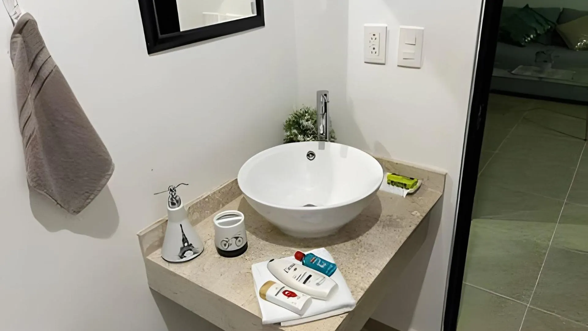 Laguna Azul, 02, Wifi 100 Mbit/S Alberca Gigante Apartment Cancun